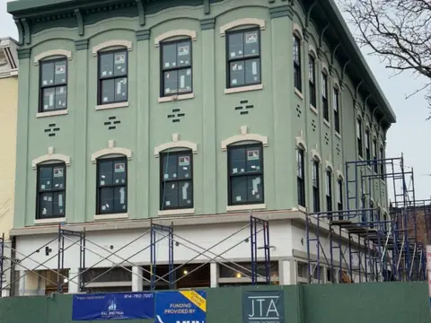 Facade restoration in New York