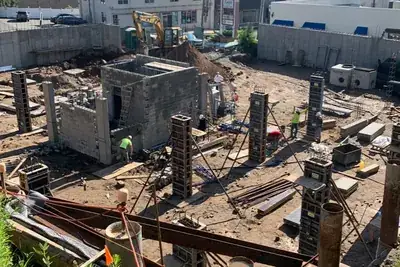 Steel columns site, steel repair in New York